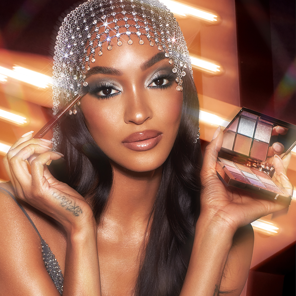 how to do eye shadow